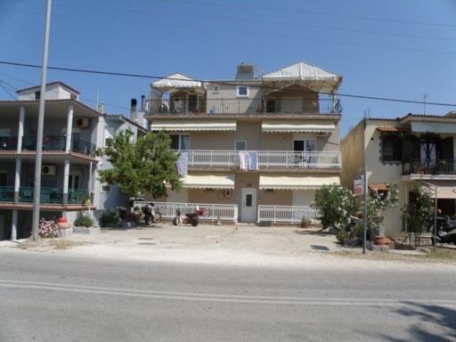 Helios Apartments Limenaria  Exteriér fotografie